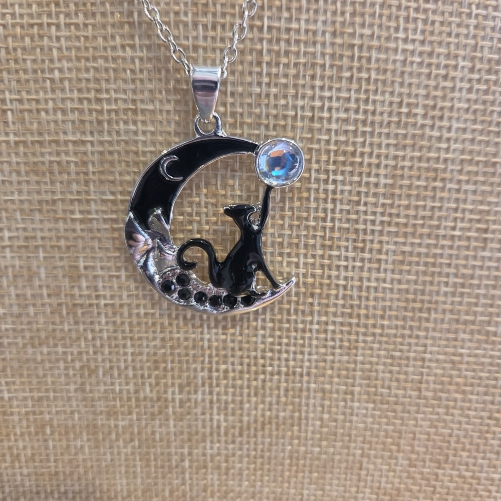 Necklace: Black Cat , Opalite Moon, Sitting On Black Onyx Crystals - Picture 7 of 9